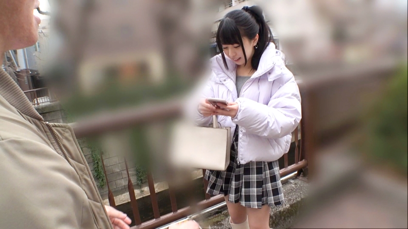 自撮りしてそうな美少女にチョコを渡したら、漫画アシスタントを持ち帰り成功！ ルックスのギャップがドM変態少女に大変身で、最高なセックスにありつけたww マジ軟派、初撮… サンプル画像