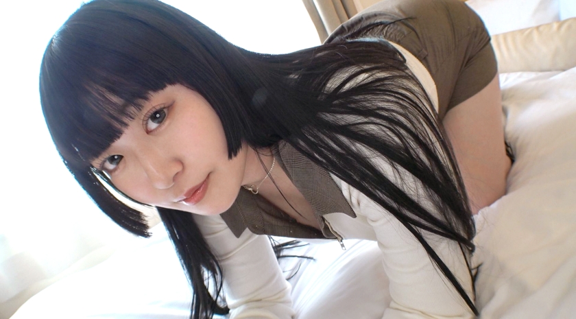 【看護師の裏の顔】ゆの27歳。スレンダー美脚とJカップの黄金比。カメラを挑発するように突き出す小ぶり美尻と必死な表情。 【初撮り】ネットでAV応募→AV体験撮影 25… サンプル画像